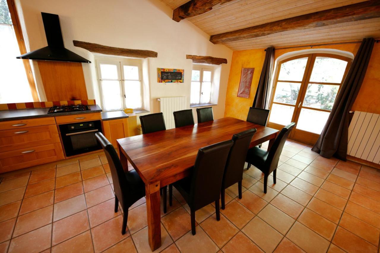 Mas De Coulet Bed & Breakfast Brissac Exterior photo